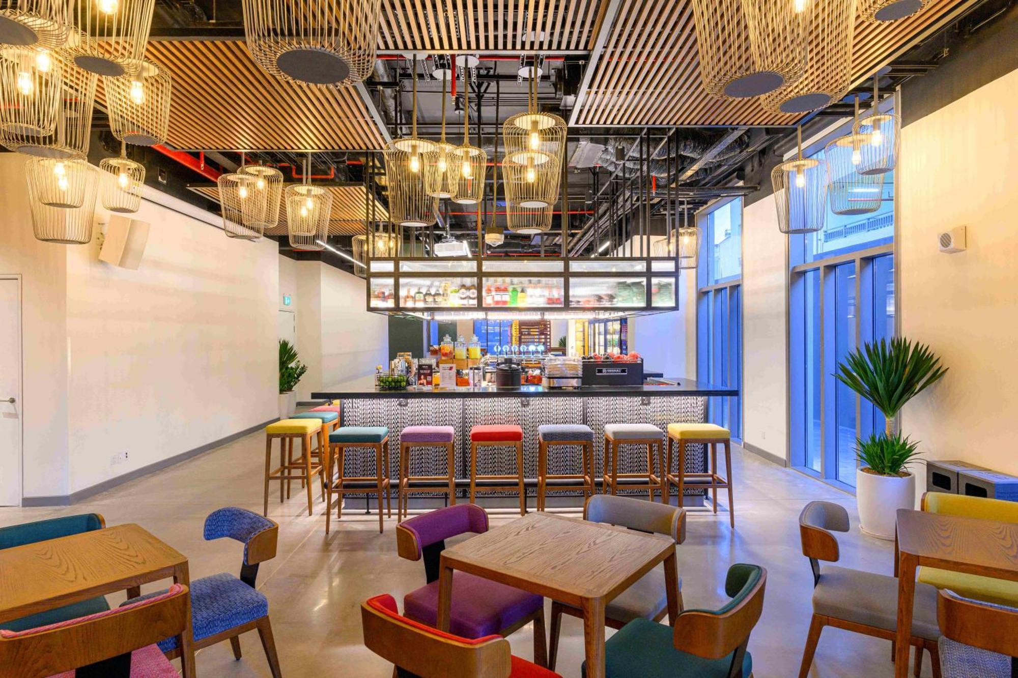 Wink Hotel Can Tho Ninh Kieu Wharf - 24Hrs Stay & Rooftop Pool Bar Zewnętrze zdjęcie