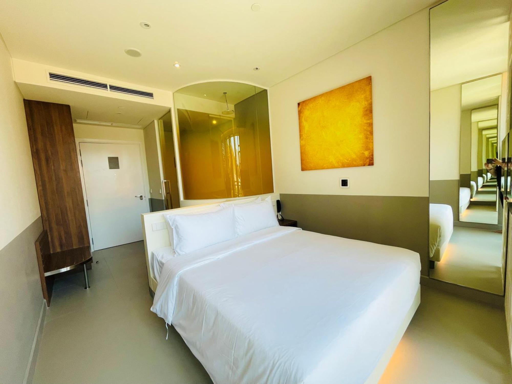 Wink Hotel Can Tho Ninh Kieu Wharf - 24Hrs Stay & Rooftop Pool Bar Zewnętrze zdjęcie